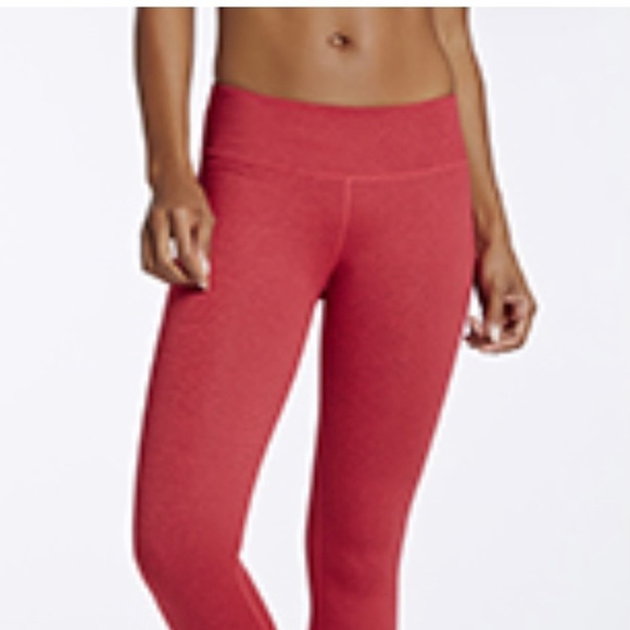 Fabletics Salar Capri, Size Medium - Picture 2 of 2